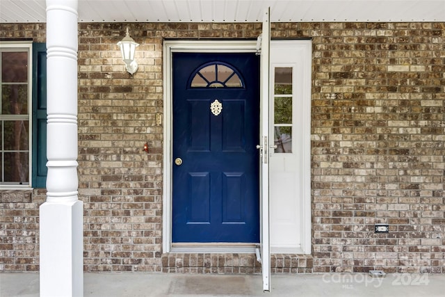 view of property entrance