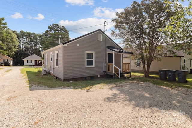 view of front of property