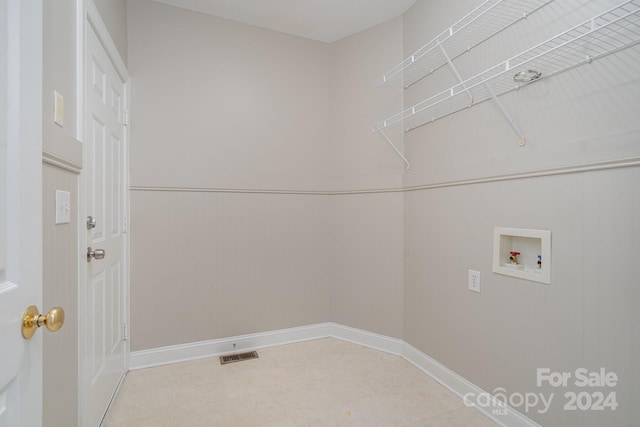 laundry area featuring washer hookup