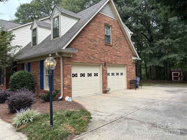 view of front of house featuring a garage