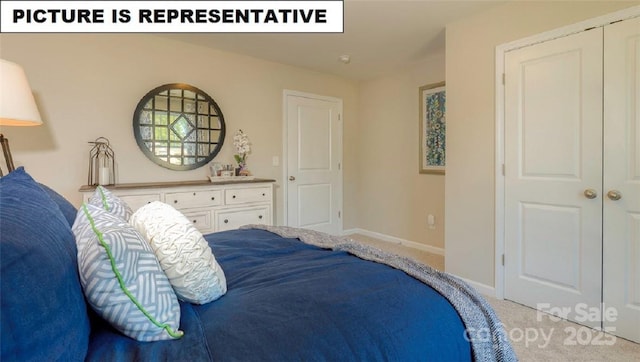 view of carpeted bedroom