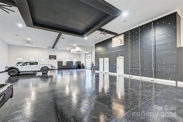 garage with ceiling fan