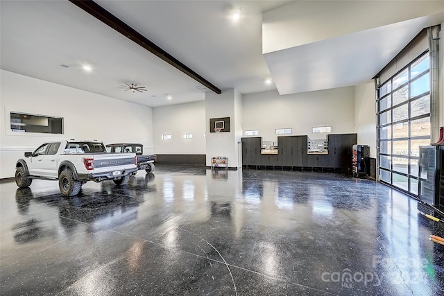 garage featuring ceiling fan