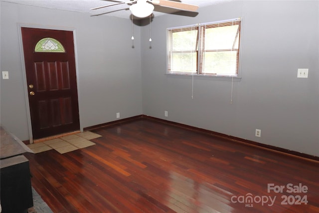 entryway with ceiling fan and dark hardwood / wood-style floors