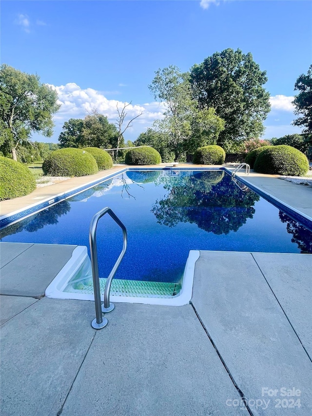 1610 Sierra Rd, York, SC 29745 - view of pool