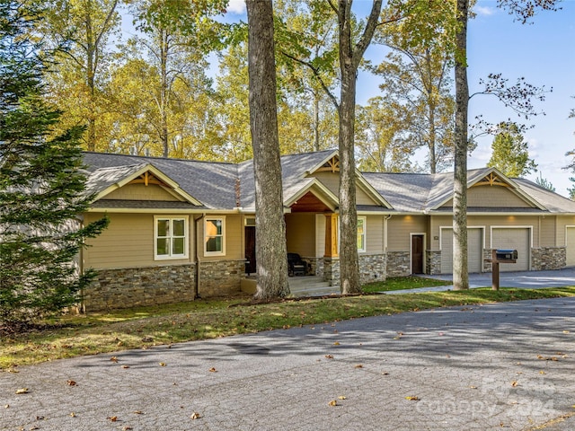 view of front of house featuring a garage