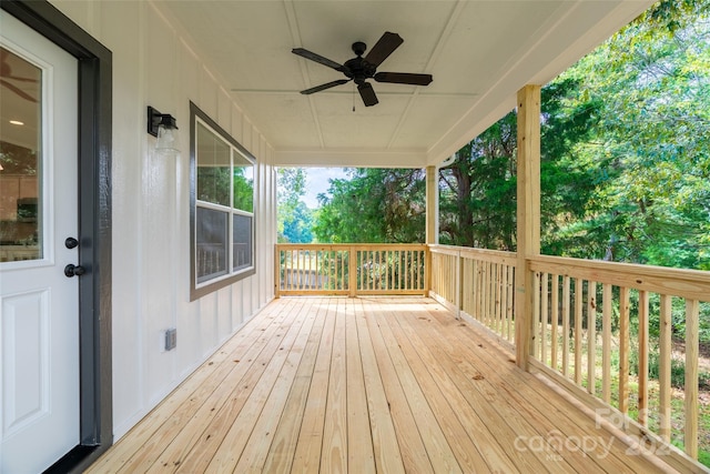 deck featuring ceiling fan