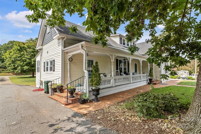 view of front of house with covered porch