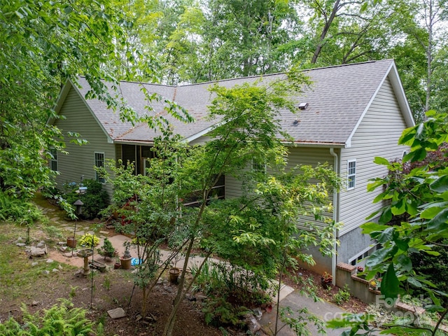 345 Ravenwood Ln, Horse Shoe, NC 28742 - photo 2