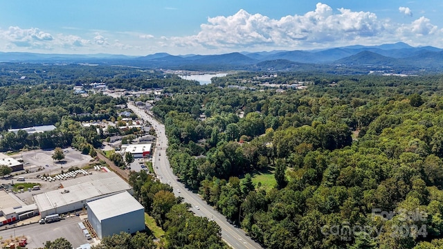 Listing photo 2 for 1945 Hendersonville Rd, Asheville NC 28803