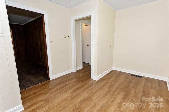 empty room featuring light hardwood / wood-style flooring