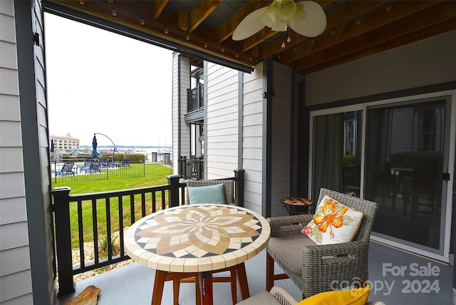 balcony with ceiling fan