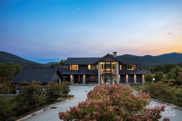 view of front facade with a mountain view