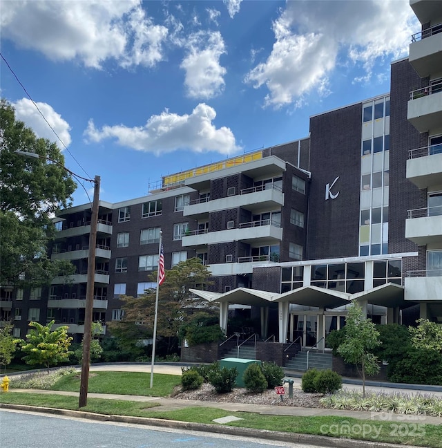 1300 Reece Rd Unit 302, Charlotte, NC 28209 - view of apartment building / complex