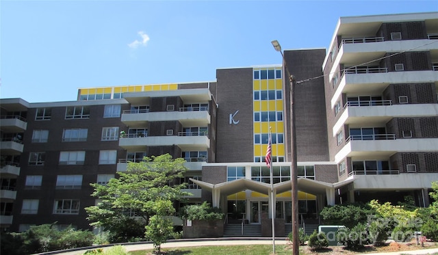 1300 Reece Rd Unit 302, Charlotte, NC 28209 - view of apartment building / complex