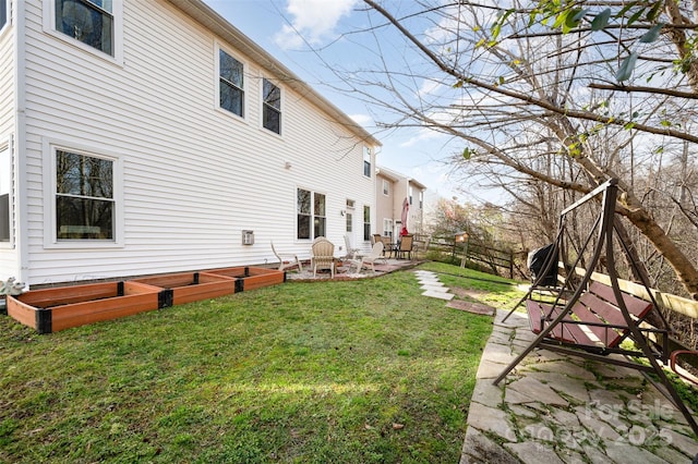 view of yard with a patio