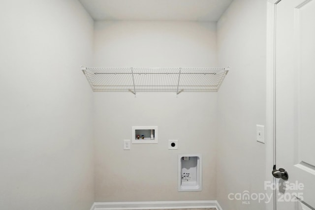 939 Cobbled Way, Fort Mill, SC 29715 - laundry area with baseboards, electric dryer hookup, and washer hookup