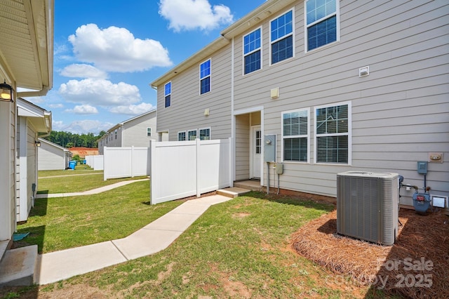 939 Cobbled Way, Fort Mill, SC 29715 - back of house featuring central AC