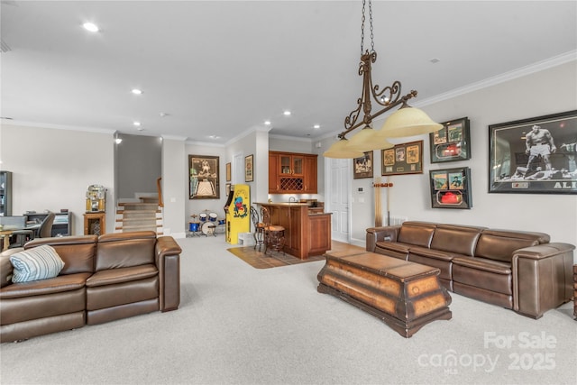 living room with recessed lighting, light carpet, a dry bar, and crown molding