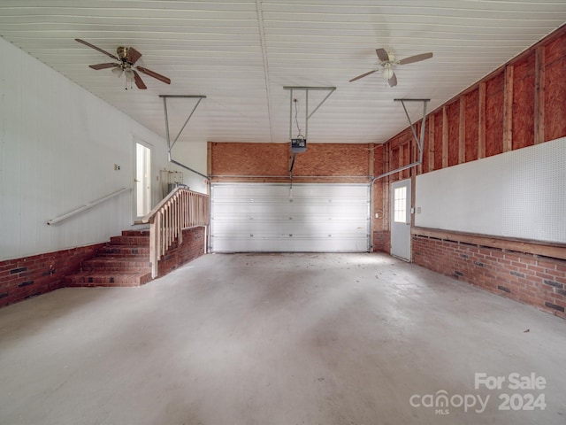 garage featuring ceiling fan