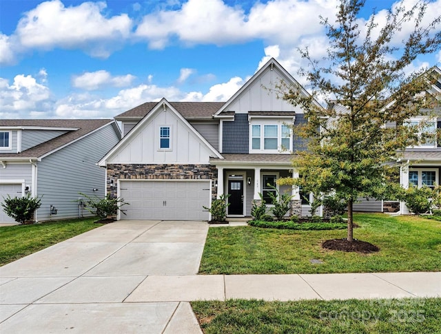 craftsman inspired home with a front yard