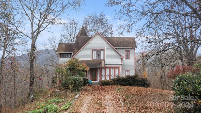 view of front of home