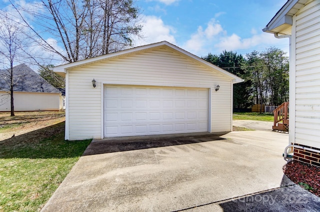 view of detached garage