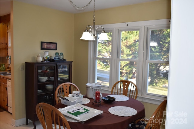 dining room with an inviting chandelier