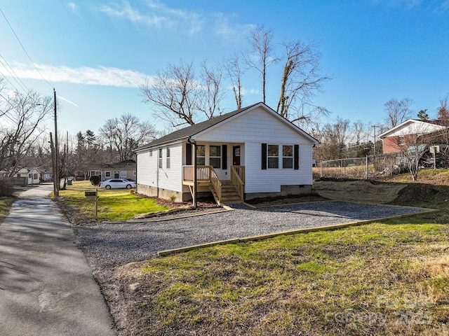 view of front of house with a front yard