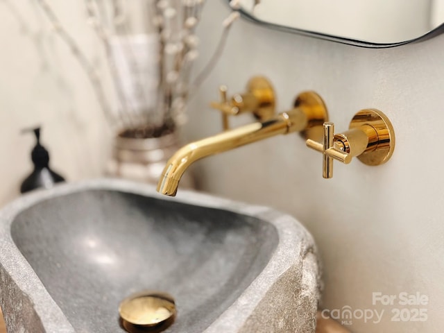 22 Kenilwood Pl, Asheville, NC 28803 - bathroom view of a sink