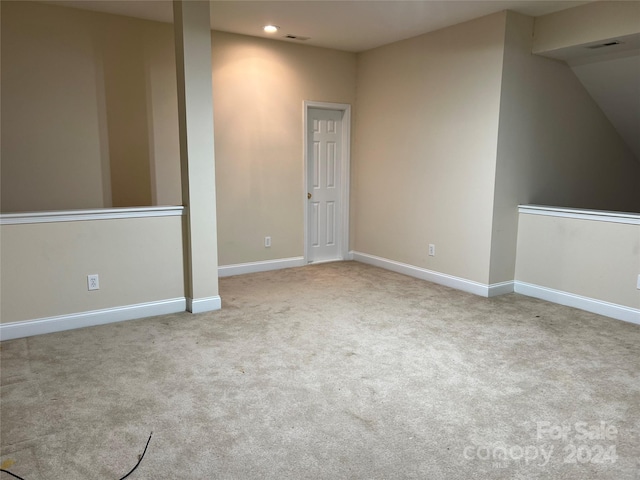 view of carpeted spare room