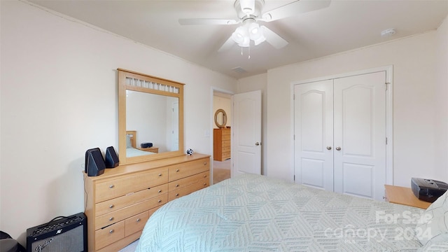 bedroom with a closet and ceiling fan