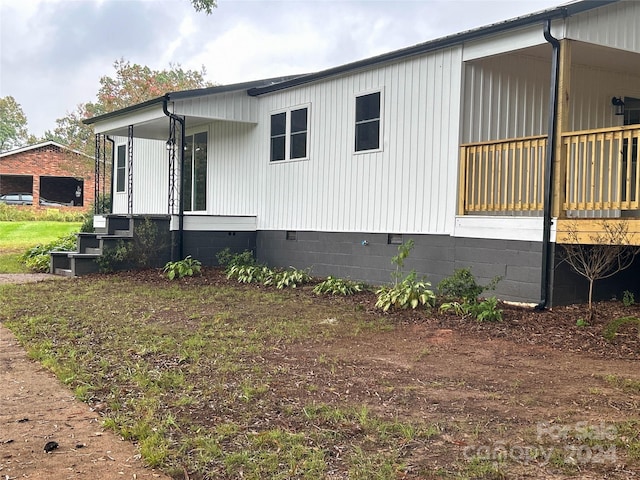 view of home's exterior