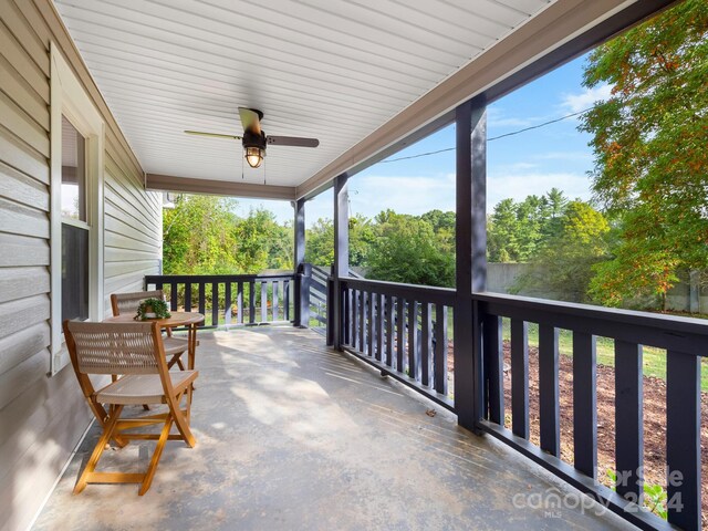 balcony with ceiling fan