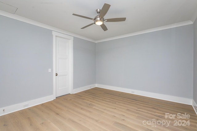 2305 Sanders Ave, Charlotte, NC 28216 - empty room featuring baseboards, light wood-type flooring, crown molding, and ceiling fan