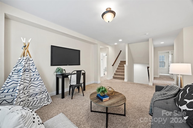 living room with carpet flooring