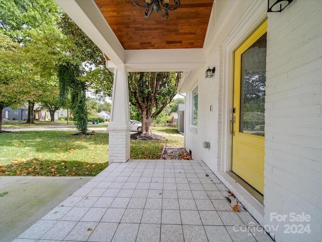 view of patio / terrace featuring covered porch