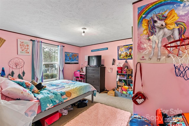7686 Hickory Creek Dr, Denver, NC 28037 - bedroom featuring carpet flooring and a textured ceiling