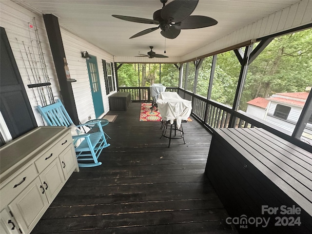 deck featuring ceiling fan