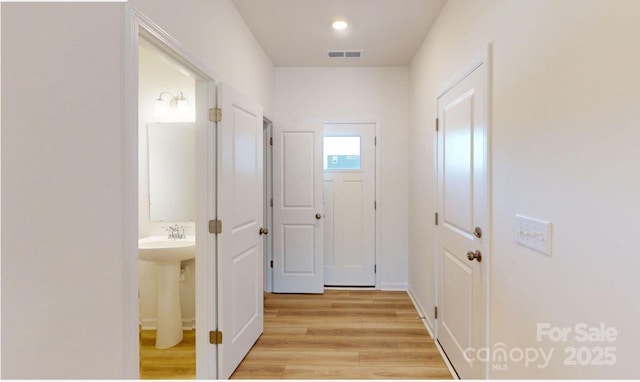 4057 Lawnview Dr, Charlotte, NC 28269 - photo 2