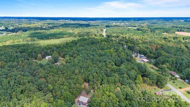 3662 Hickory Hwy, Statesville, NC 28677 - photo 7