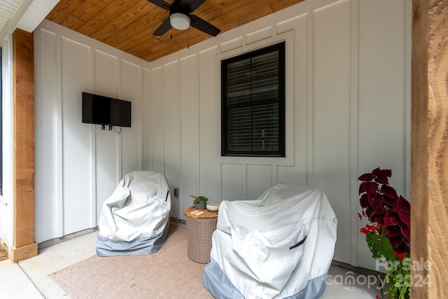 view of patio / terrace with ceiling fan