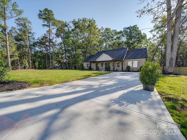 40 Ridgecrest Ave, Peachland, NC 28133 - ranch-style home featuring driveway