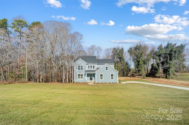 front of property featuring a front yard