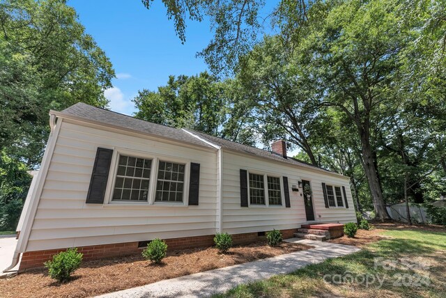 view of ranch-style home