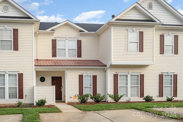 view of townhome / multi-family property