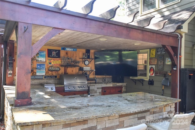 view of patio featuring area for grilling