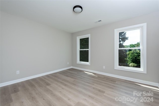 empty room featuring light hardwood / wood-style flooring