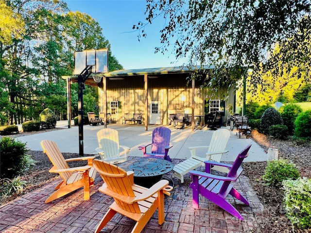 view of patio featuring a fire pit