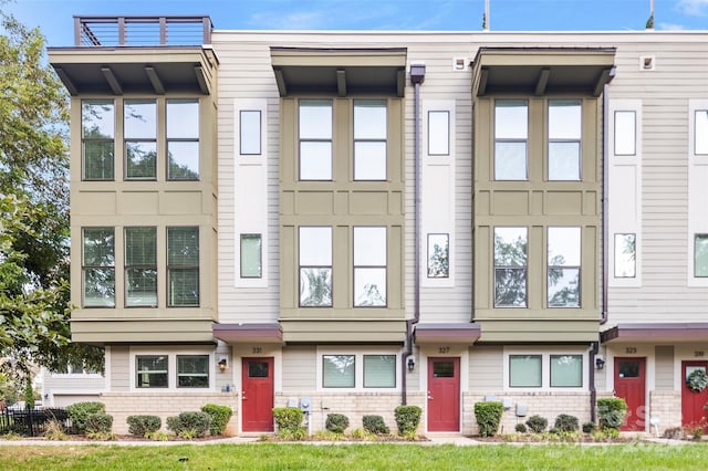 view of townhome / multi-family property